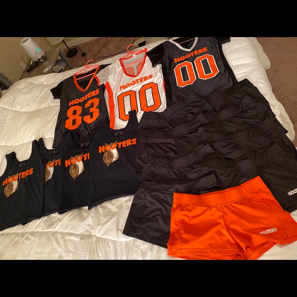 Hooters stuff